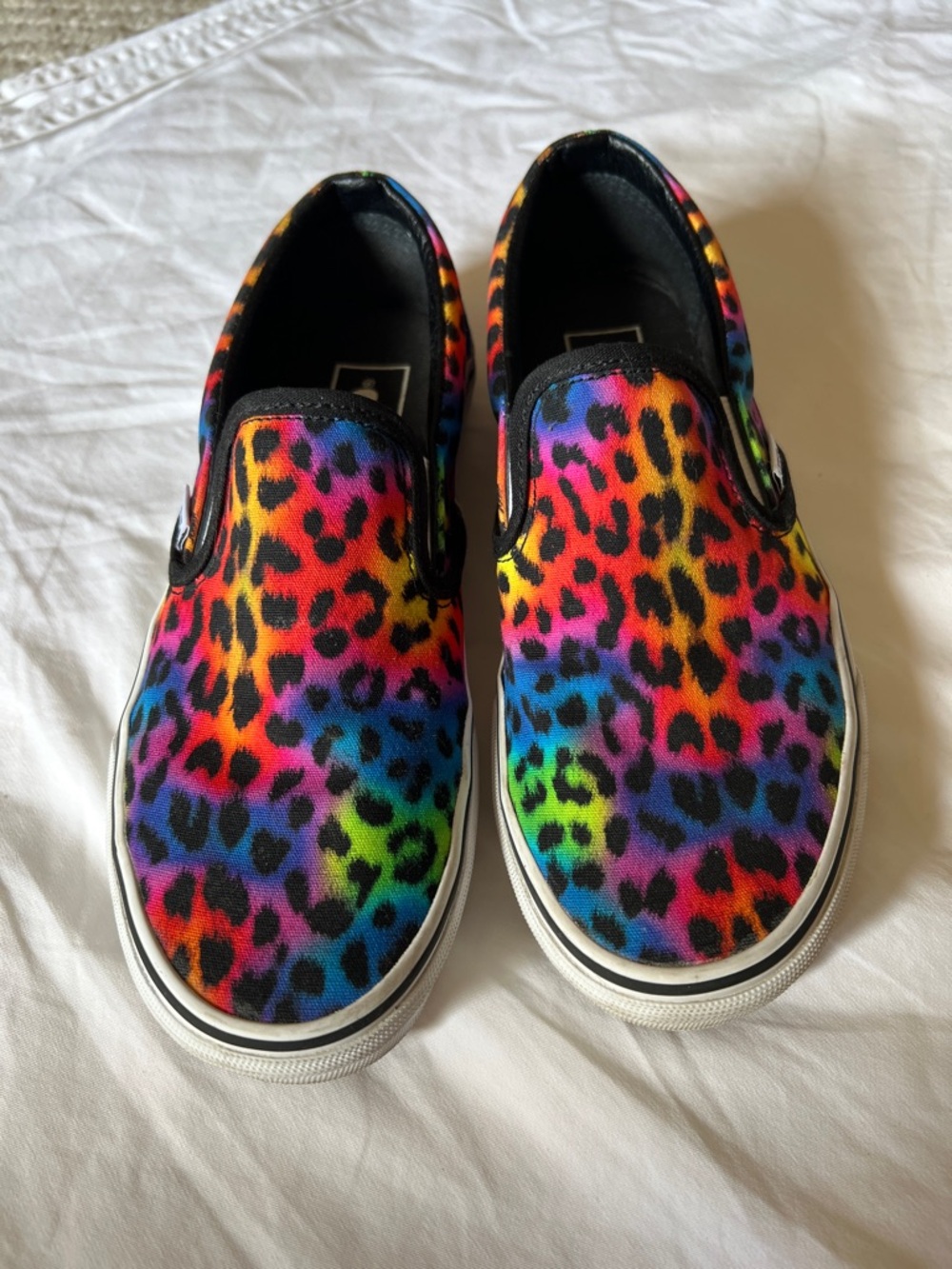 Vans Classic Slip On Rainbow Leopard Unisex  Shoes
Sz Women's 7, men’s Sz 5.5